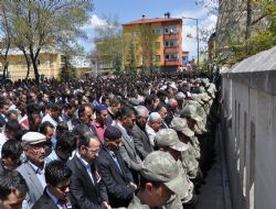 Şehit Özdoğan gözyaşlarıyla uğurlandı
